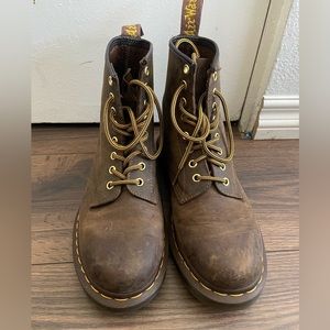 Dr. Martens 1460 crazy horse